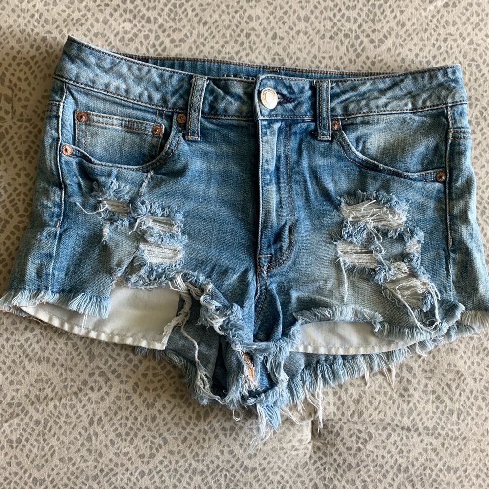 American Eagle Hi-Rise Festival Shorts